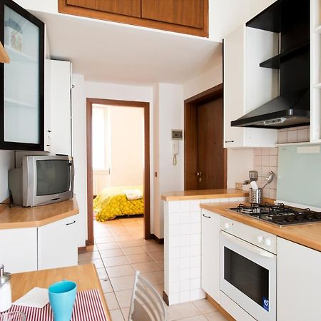 Milanofiere Flat Apartment Bagian luar foto