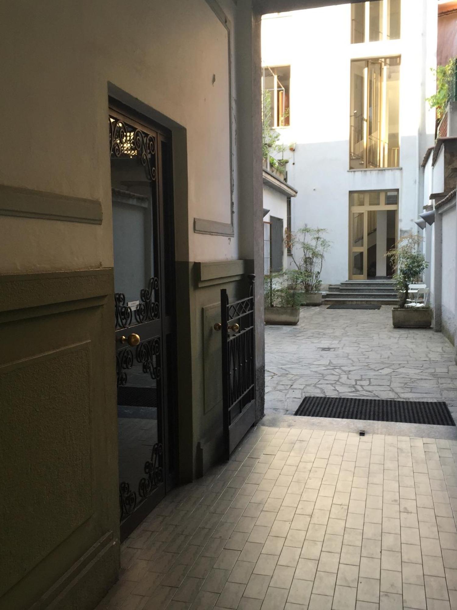 Milanofiere Flat Apartment Bagian luar foto